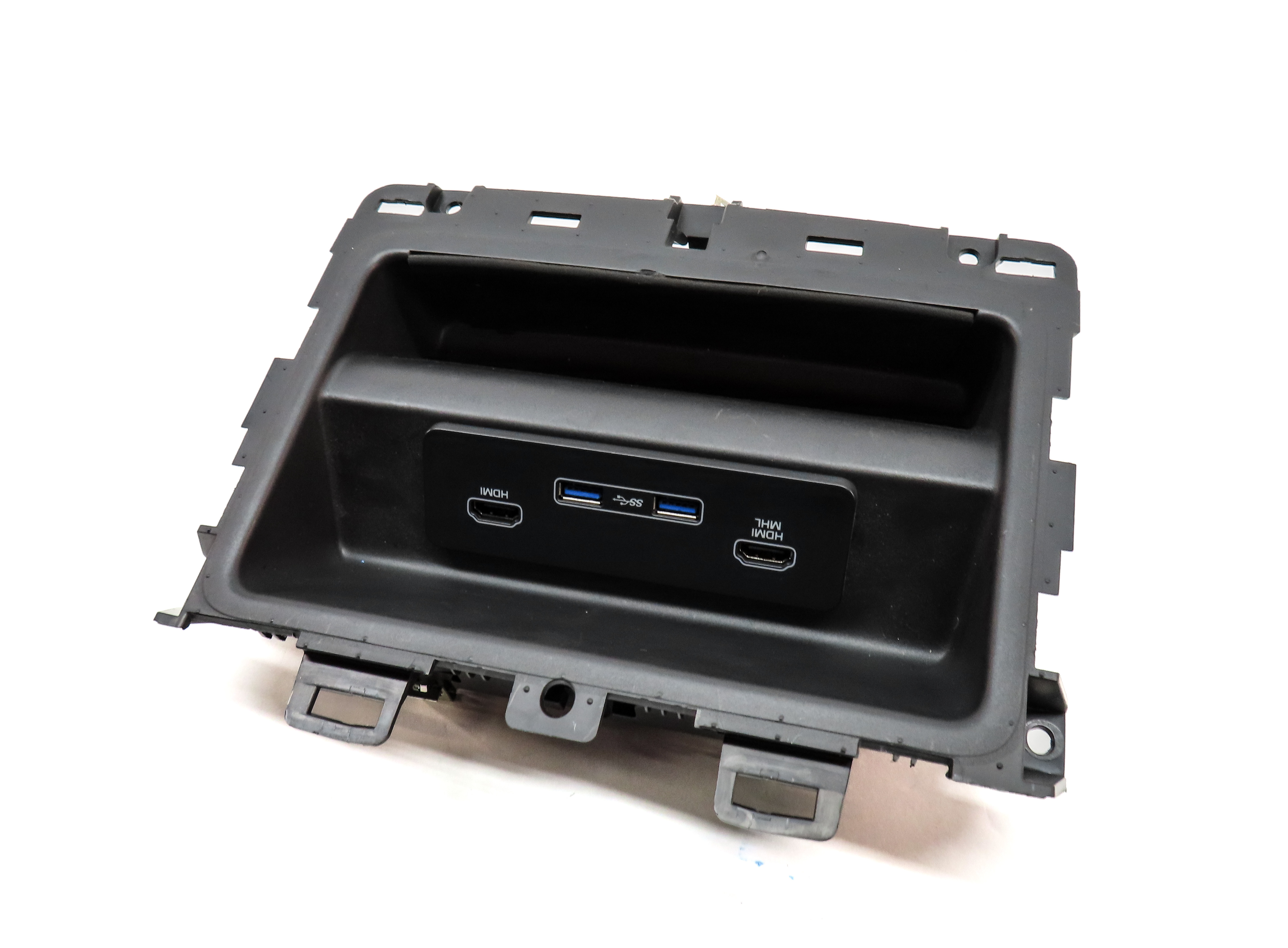 2017 LAND ROVER DISCOVERY L462 REAR MULTIMEDIA HDMI HUB USB INTERFACE JACK PORT — exact item pictured